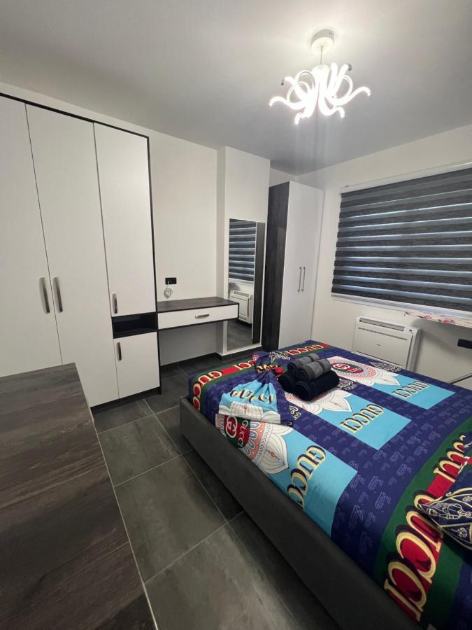 Dolce Italia Residence Radhimë Exteriör bild