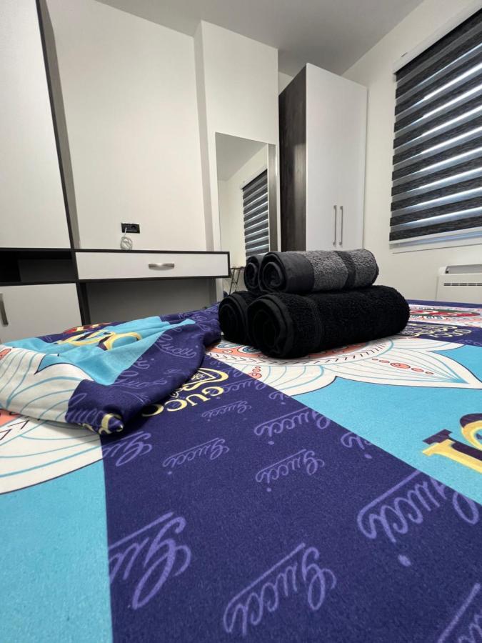 Dolce Italia Residence Radhimë Exteriör bild
