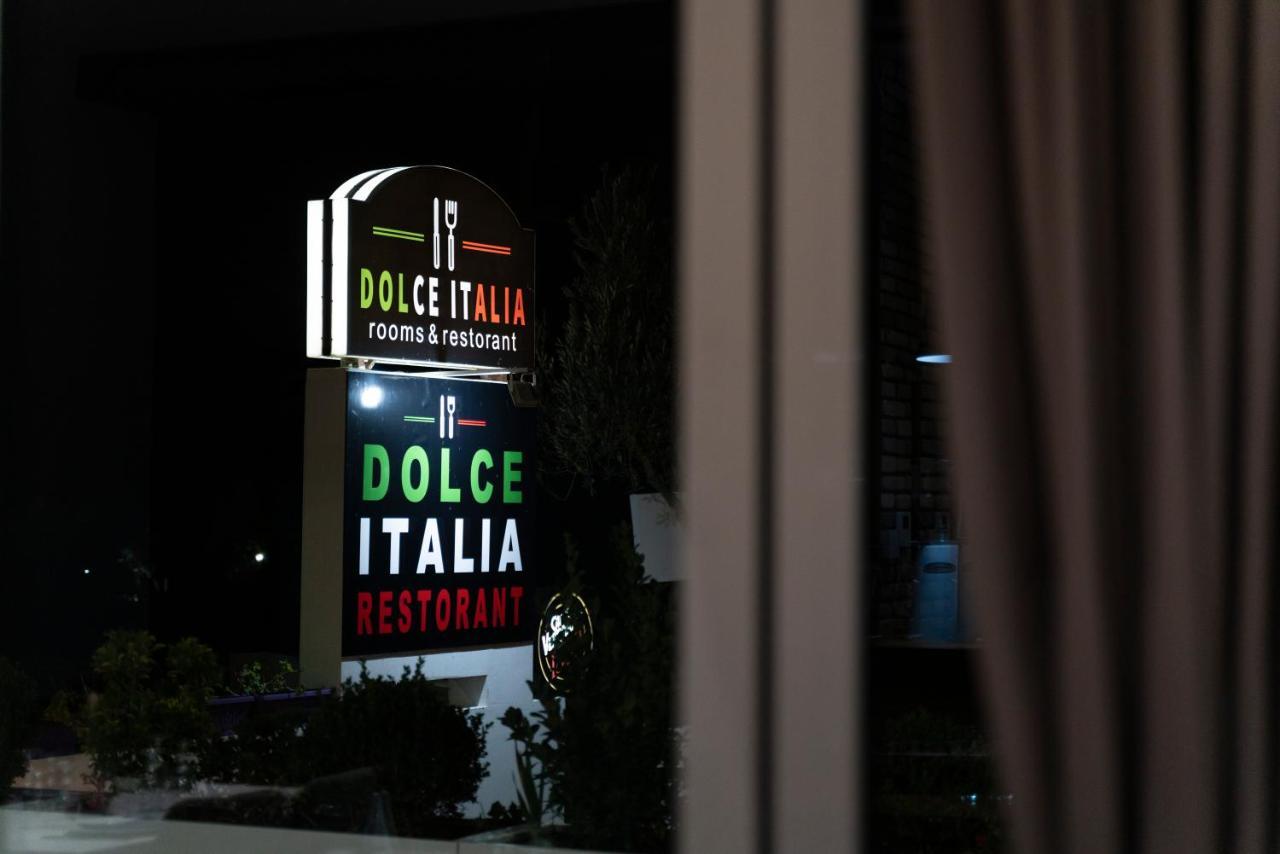 Dolce Italia Residence Radhimë Exteriör bild